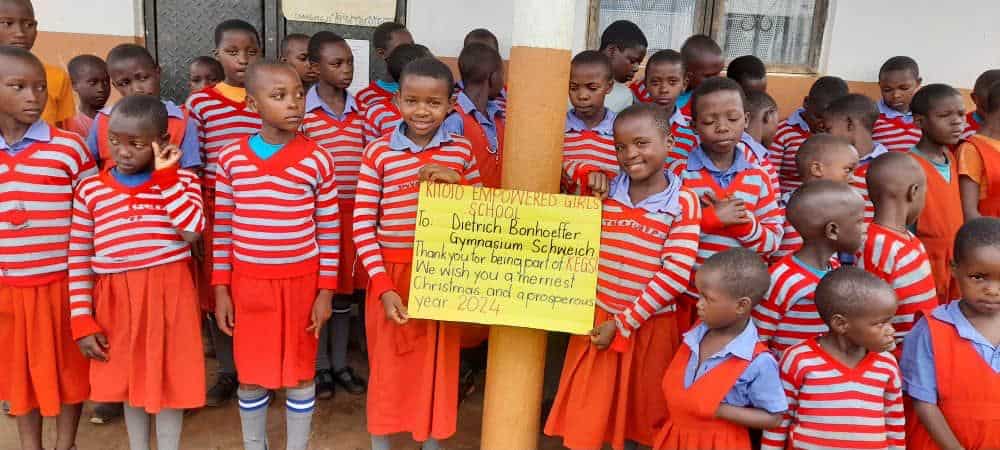 Die Spendengelder kommen bei der Kitojo Empowered Girls School in Uganda an
